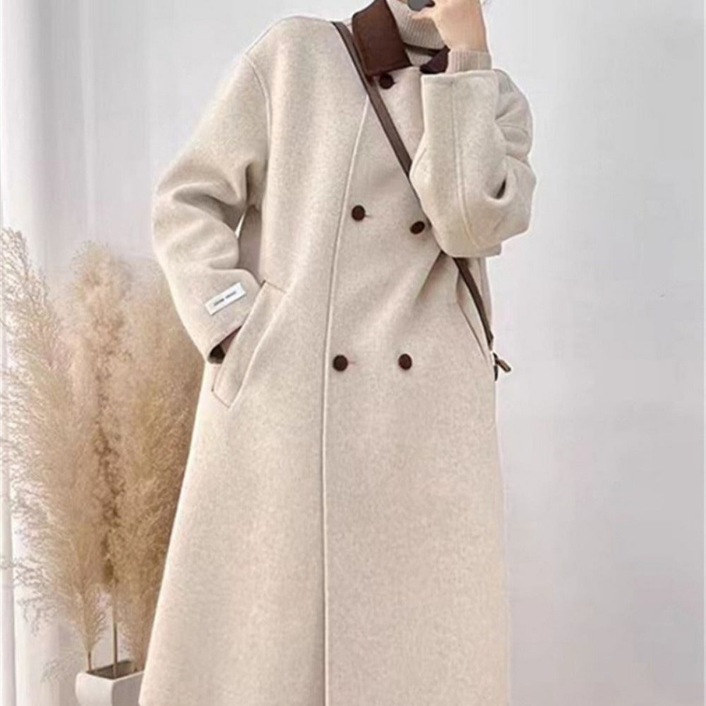 Long manteau en mélange de laine beige avec col marron – Ambra