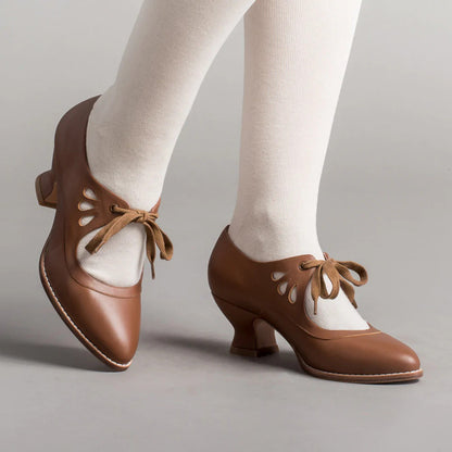 Escarpins vintage pour femmes | À lacets