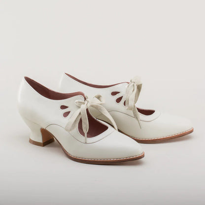 Escarpins vintage pour femmes | À lacets