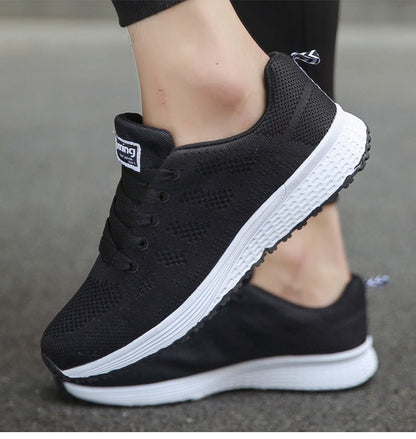 Baskets de course sportives pour femme | Lacets