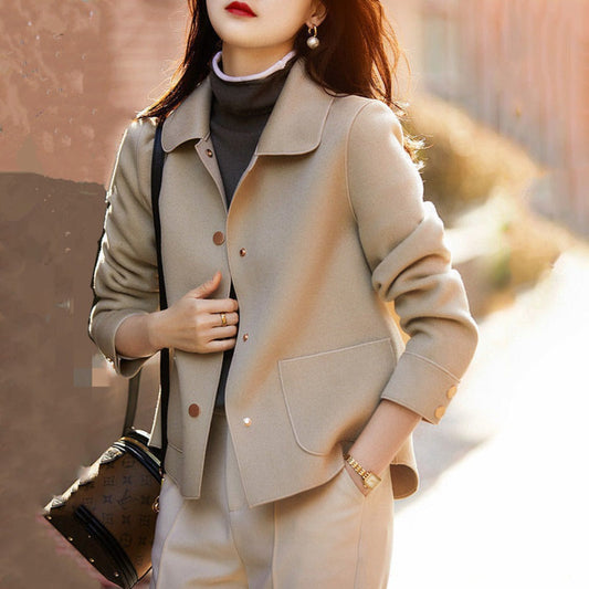 Veste courte à boutons et poches pour femmes - Daniela