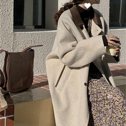 Long manteau en mélange de laine beige avec col marron – Ambra
