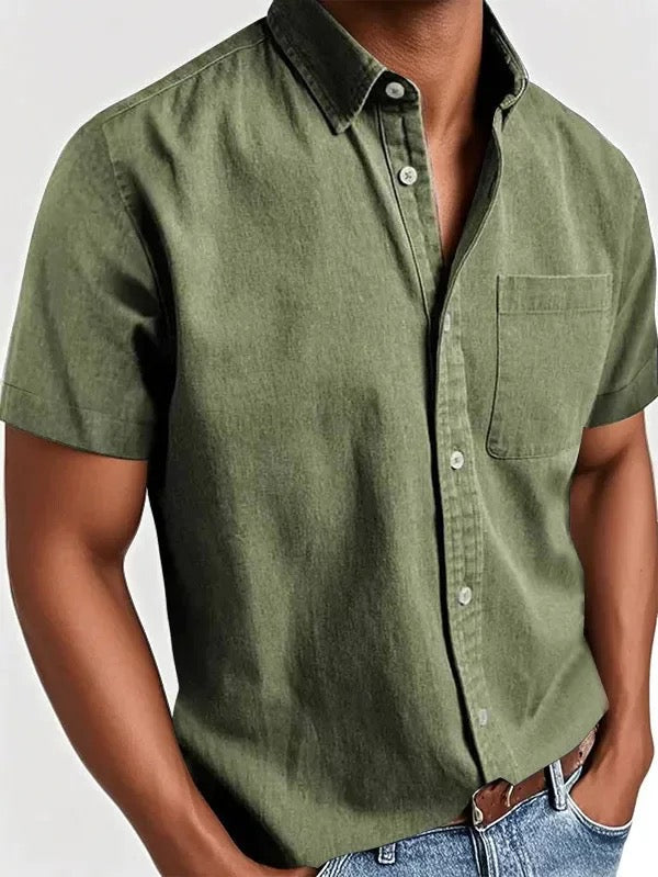 Chemise homme décontractée à manches courtes avec patte de boutonnage | avec poche poitrine
