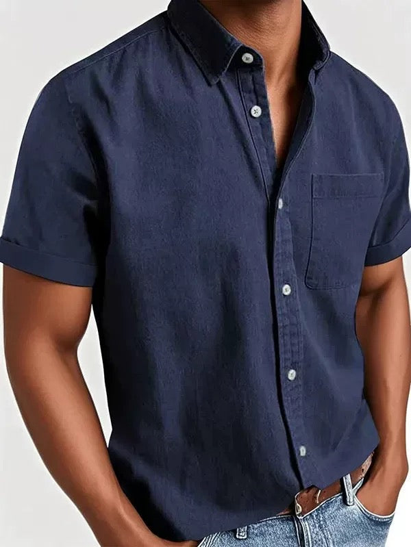 Chemise homme décontractée à manches courtes avec patte de boutonnage | avec poche poitrine