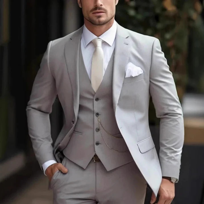 Costume complet pour invités de mariage hommes