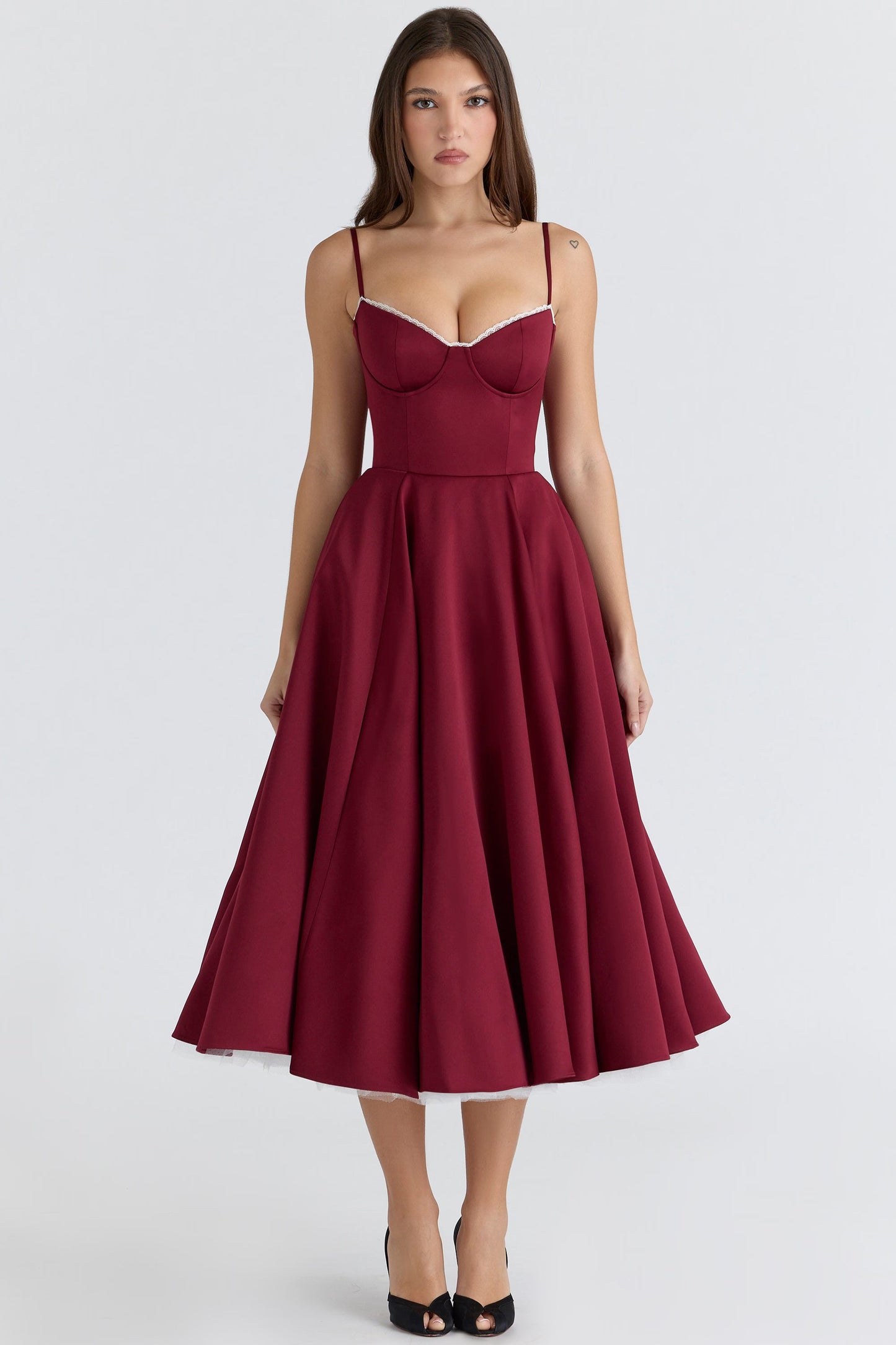 Robe de soirée femme à décolleté cœur | Midi