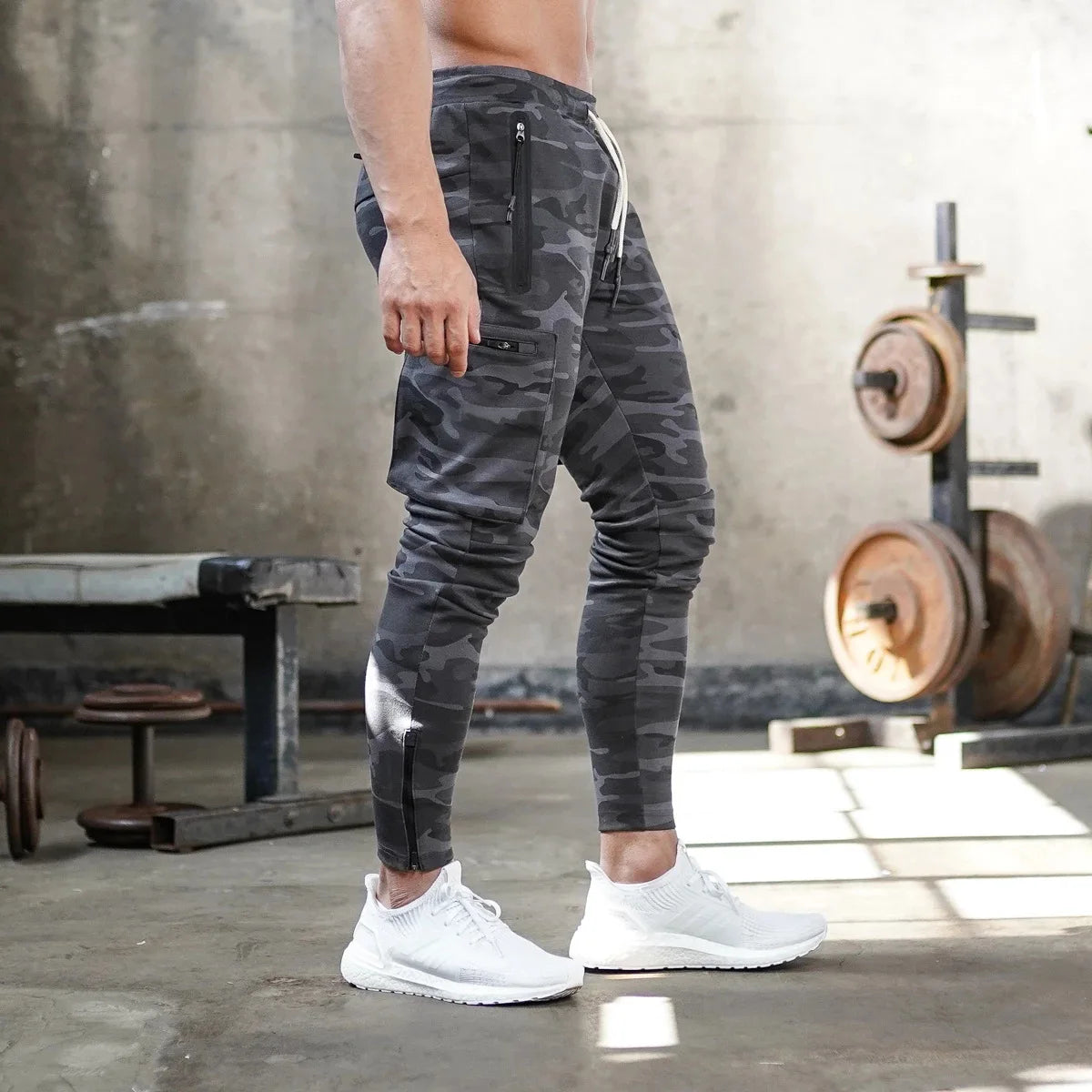 Pantalon de jogging sportif coupe ajustée homme | Avec poches zippées