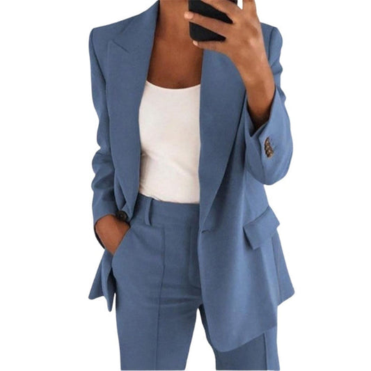 Traje moderno de dos piezas para mujer | Elegante