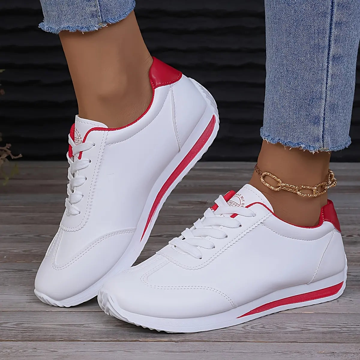 Baskets confortables blanches pour femme