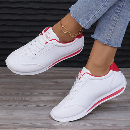Baskets confortables blanches pour femme