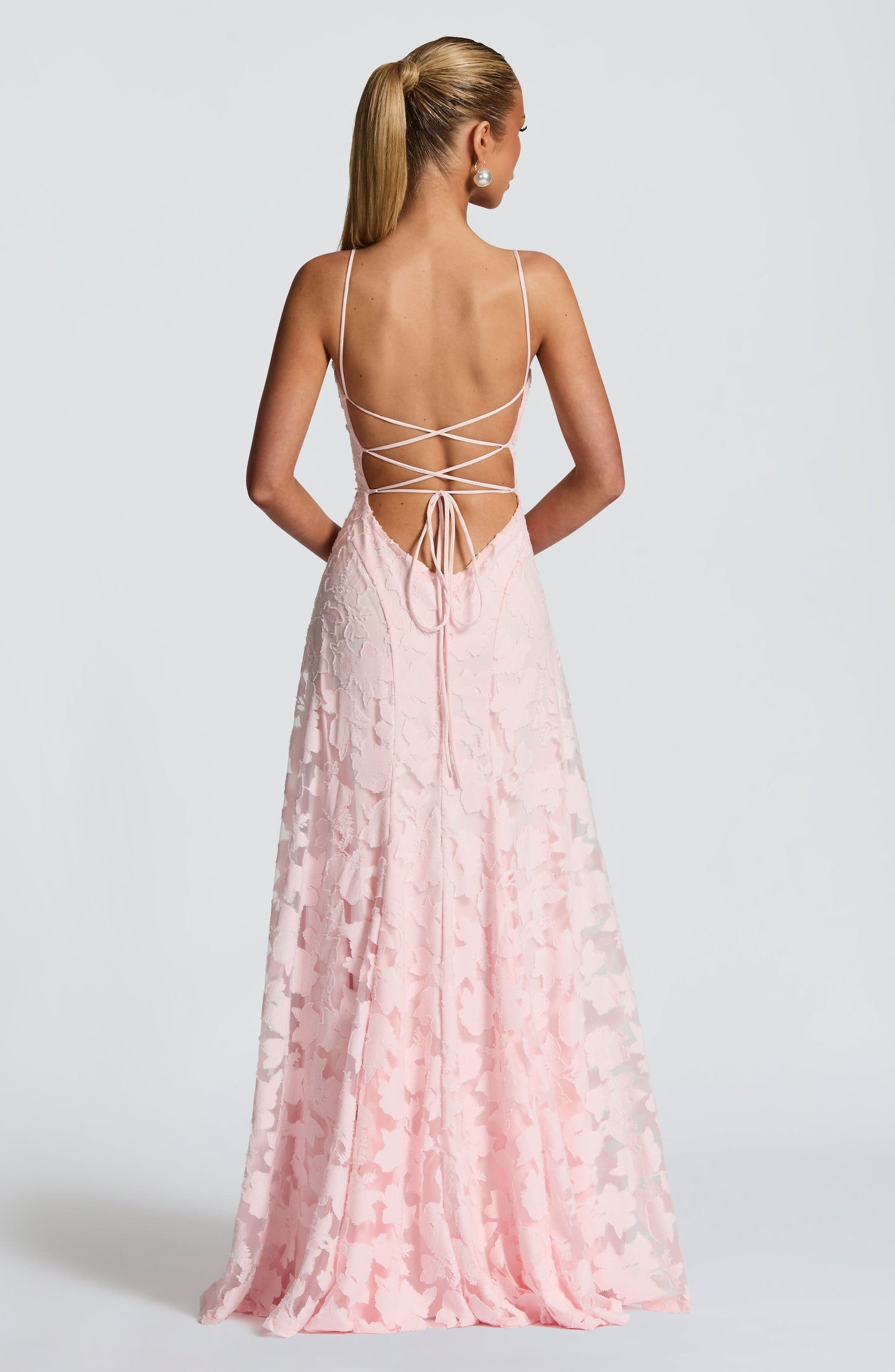 Robe maxi bretelles spaghetti invitée mariage femme