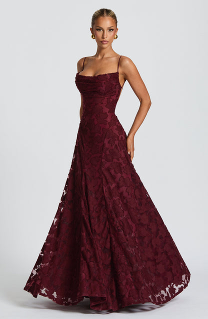 Robe maxi bretelles spaghetti invitée mariage femme