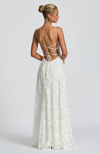 Robe maxi bretelles spaghetti invitée mariage femme
