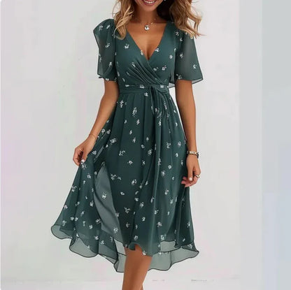 Robe d'été à fleurs et manches courtes pour femmes | Midi
